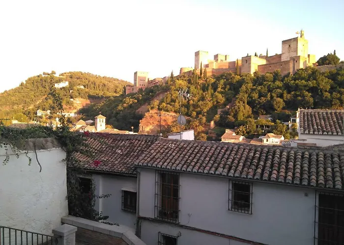 Casa-Mirador La Alhacena